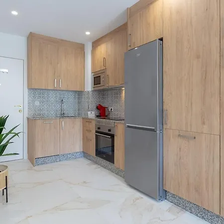 With Sea Views, Pool, Parking And Tennis Court Marbella