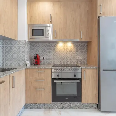 Apartment With Sea Views, Pool, Parking And Tennis Court Marbella