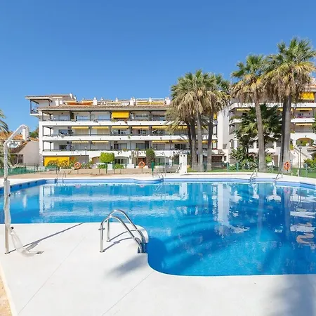 With Sea Views, Pool, Parking And Tennis Court Apartment Marbella