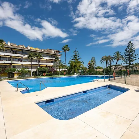 Apartment With Sea Views, Pool, Parking And Tennis Court
