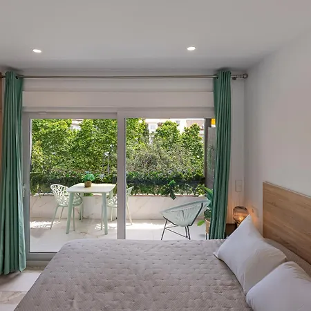 Apartment With Sea Views, Pool, Parking And Tennis Court Marbella