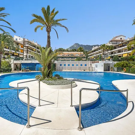 With Sea Views, Pool, Parking And Tennis Court * Marbella