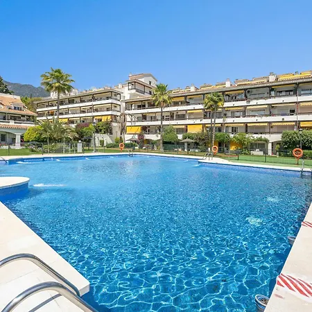 Apartment With Sea Views, Pool, Parking And Tennis Court