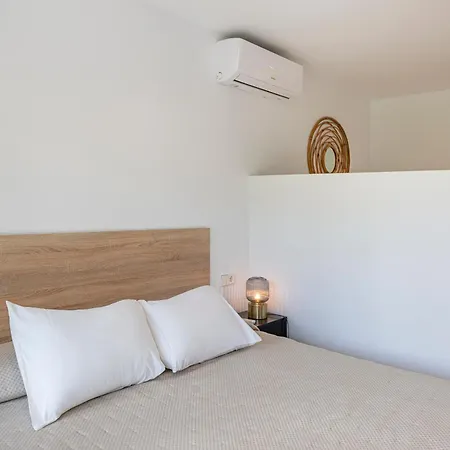 With Sea Views, Pool, Parking And Tennis Court Apartment *