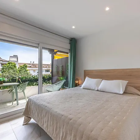 Apartment With Sea Views, Pool, Parking And Tennis Court *